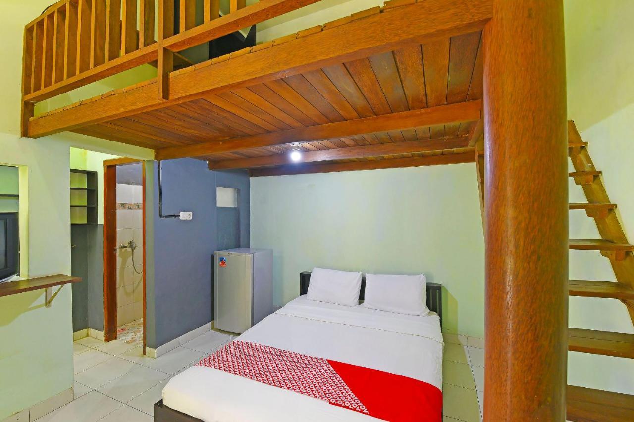 Super Oyo 91495 Indah Hotel